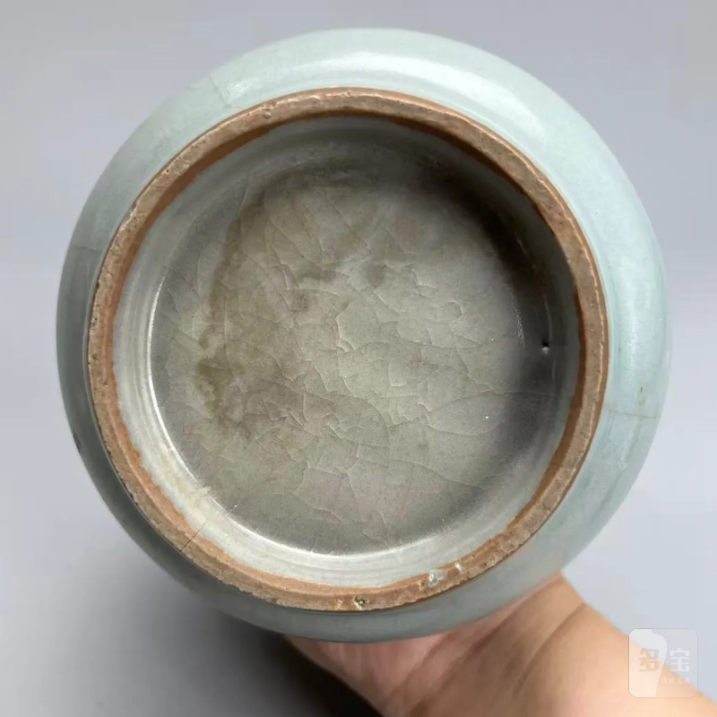 明代 龙泉窑粉青釉七弦瓶 - 图8